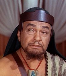 edward g robinson as dathan in the ten commandments